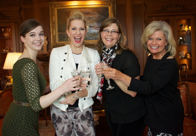 2014 Lyric Opera Ball Auction – Champagne Tea